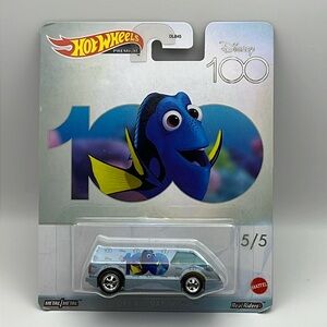Disney 100 Hot Wheels Dory Dream Van Finding Nemo